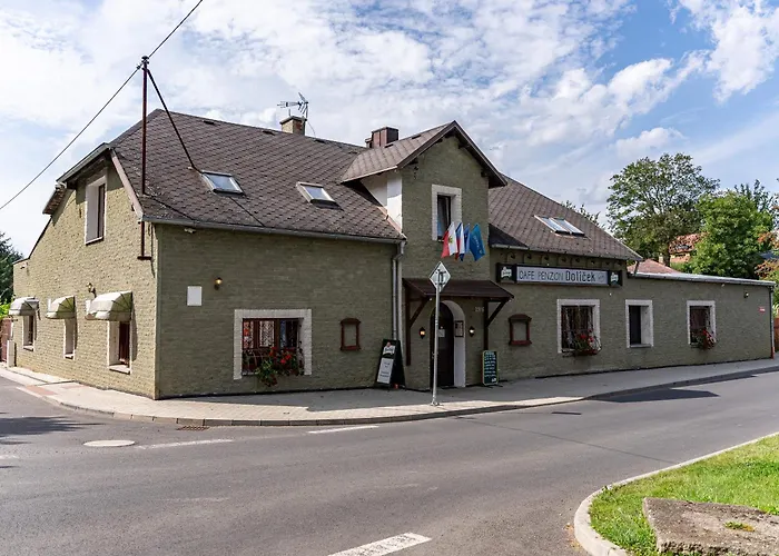 Dolíček 3*